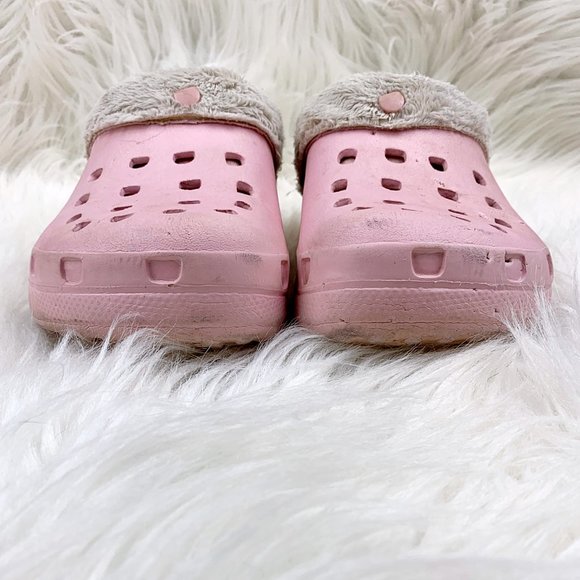 $5 CLEARANCE! Target Fur-Lined All-Weather Slip-On Clog - Picture 8 of 13